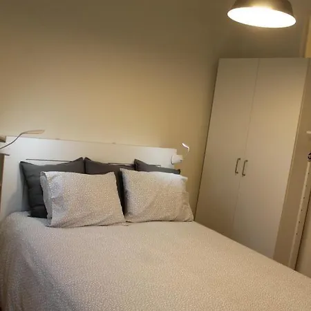 New With Great Living Balcony Downtown Apartment