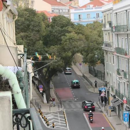 New With Great Living Balcony Downtown Apartment *