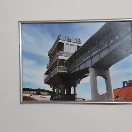 Appartamento New With Great Living Balcony Downtown Lisbona