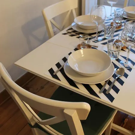 Appartamento New With Great Living Balcony Downtown Lisbona