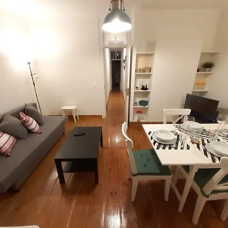 Apartment New With Great Living Balcony Downtown *