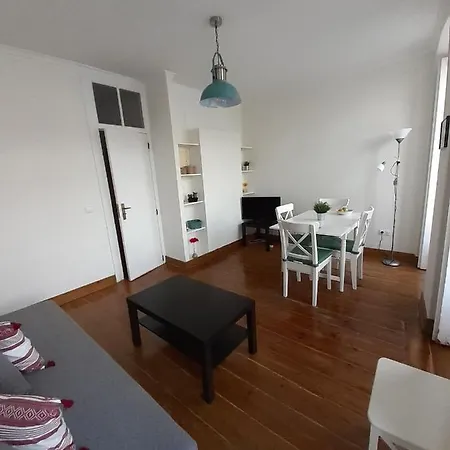New With Great Living Balcony Downtown Lisboa