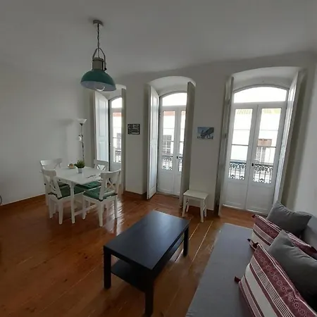 Appartamento New With Great Living Balcony Downtown